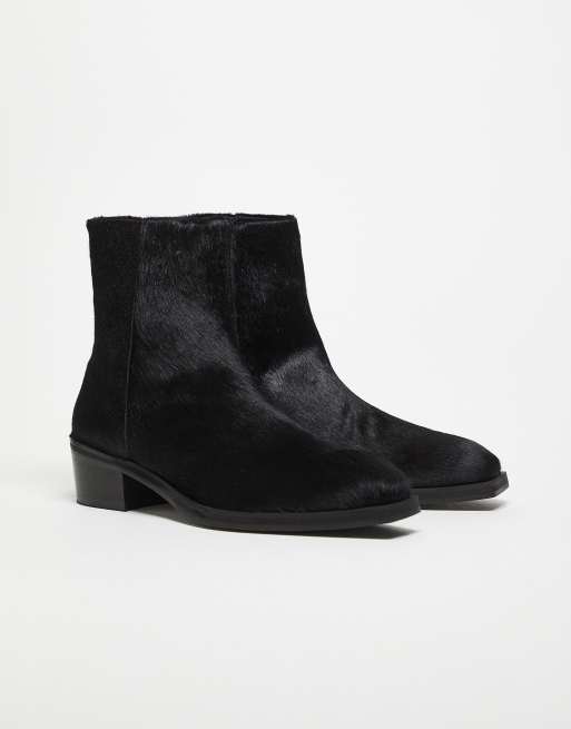 ASOS DESIGN – Svarta chelseaboots med kubansk klack i kohår och läder, 2 av 4