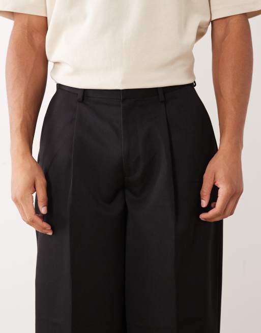 ASOS DESIGN – Svarta, figursydda byxor med vida barrelben och veck, 4 av 5
