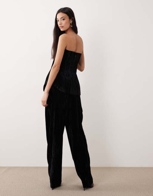ASOS DESIGN – Svarta, figursydda och avsmalnande byxor i sammet, del av set , 2 av 5