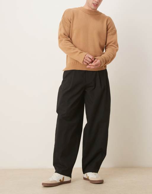 ASOS DESIGN – Svarta, kraftiga finbyxor i 100% bomull med vida barrelben, 2 av 5