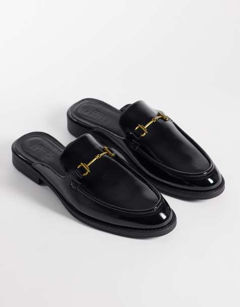 ASOS DESIGN – Svarta, krinklade, lackade loafers med öppen häl och metalldetalj - view 1
