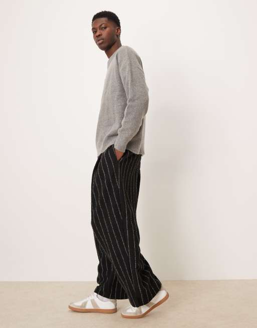 ASOS DESIGN – Svarta, lediga mjukisbyxor med randigt mönster, 3 av 5