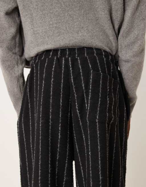 ASOS DESIGN – Svarta, lediga mjukisbyxor med randigt mönster, 4 av 5