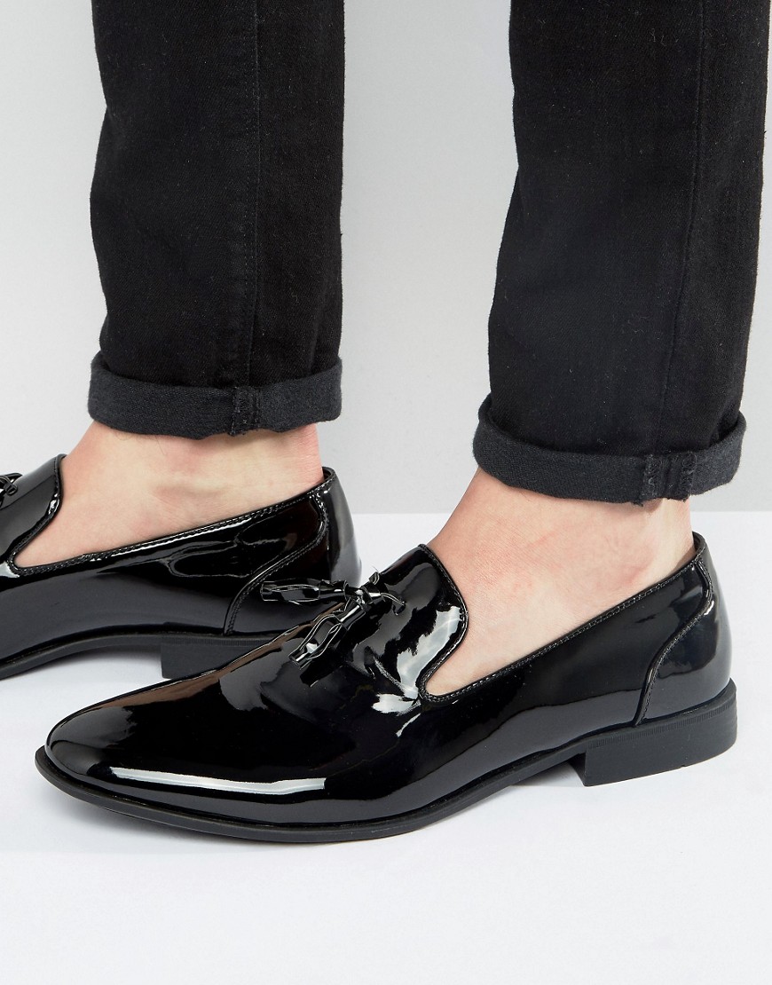 ASOS DESIGN – Svarta loafers i lack med tofs