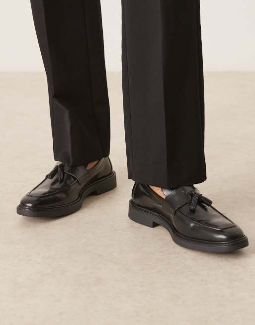 ASOS DESIGN – Svarta loafers i läder med vinklad sula, 2 av 4
