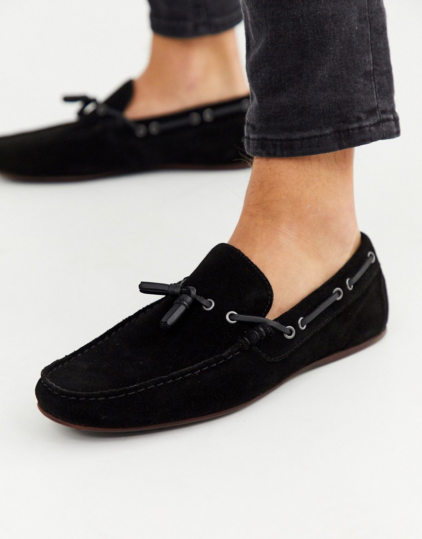 ASOS DESIGN – Svarta loafers i mocka med spetsdetalj