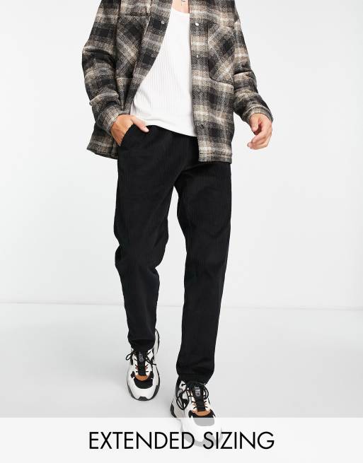 ASOS DESIGN – Svarta manchesterbyxor med smal passform