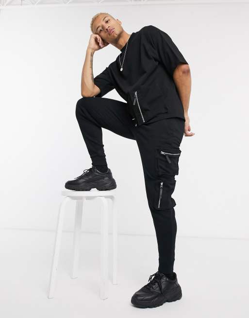 ASOS DESIGN – Svart set i tjockt tyg med blixtlåsförsedda cargofickor, 3 av 3