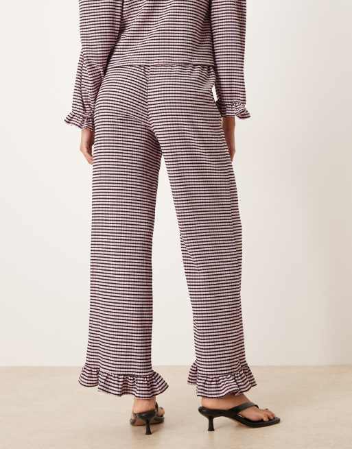 ASOS DESIGN – Svarta och rosa, ginghamrutiga byxor med vida ben och volangfåll, del av set, 3 av 5