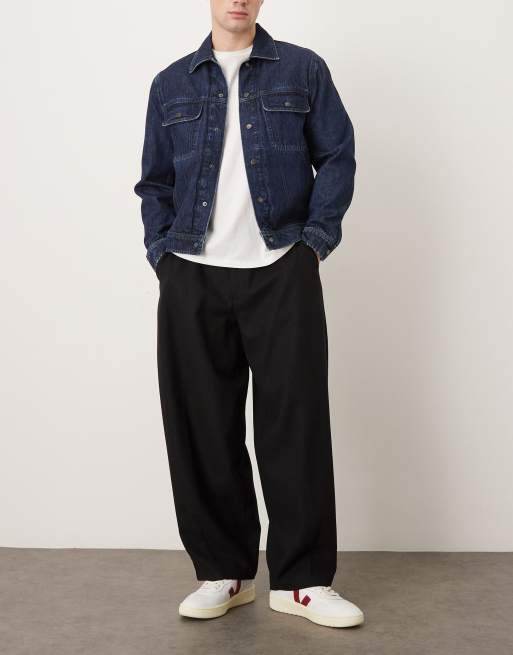 ASOS DESIGN – Svarta, plisserade finbyxor i yllemix med vida barrelben, 2 av 5