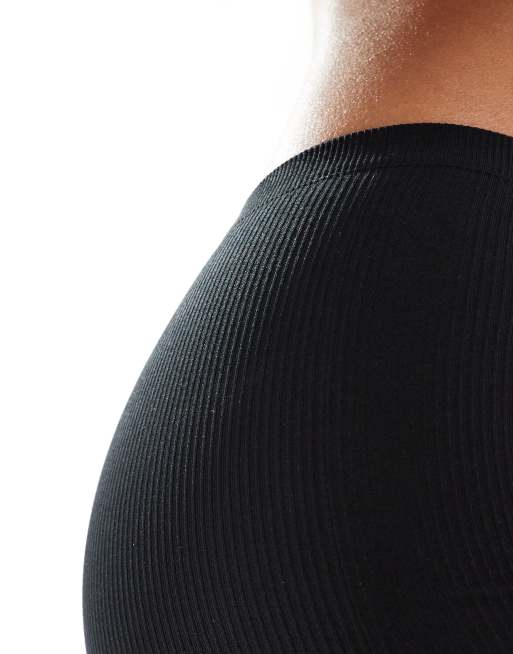 ASOS DESIGN – Svarta, ribbade shorts i seamless design, 3 av 4
