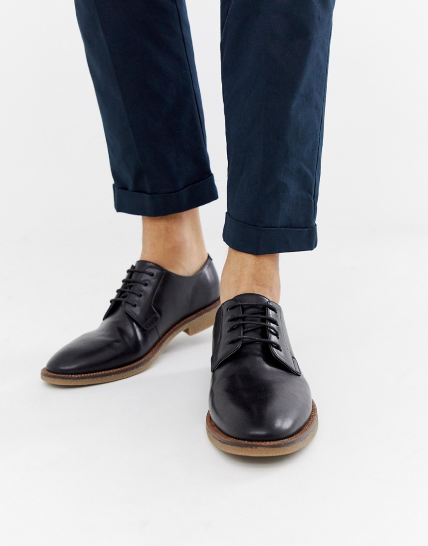 ASOS DESIGN – Svarta skor med snörning i läderimitation med naturlig sula