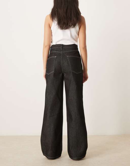 ASOS DESIGN – Svarta, tvättade jeans i dad-modell med kontrastsömmar, 2 av 5