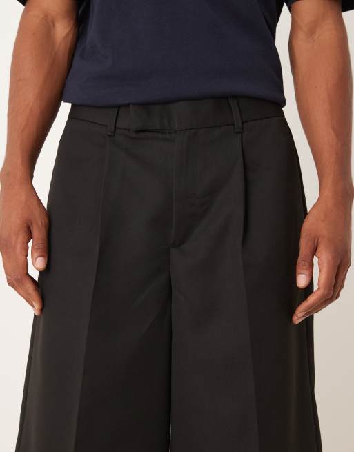ASOS DESIGN – Svarta, uppklädda bermudashorts i oversize med veck framtill, 4 av 5