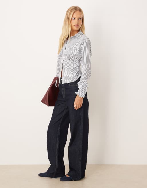 ASOS DESIGN – Svartrandig, figurnära skjorta med rynkade detaljer, 4 av 4