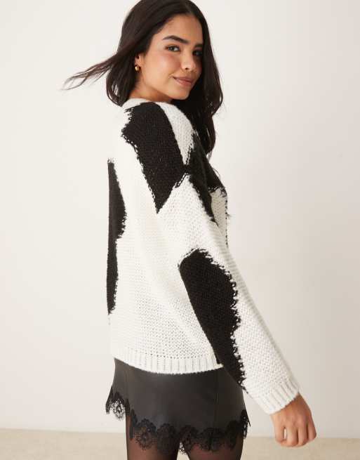 ASOS DESIGN – Svartvit tröja med rund halsringning och abstrakt komönster, 4 av 4