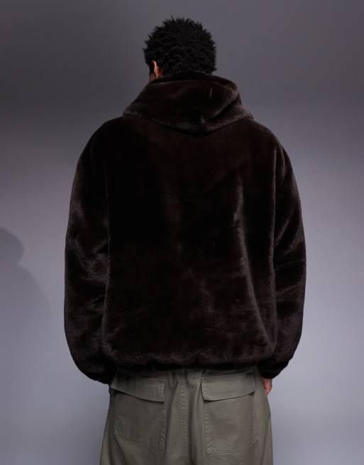 ASOS DESIGN - Sweat à capuche décontracté en fausse fourrure avec poche kangourou - Marron , 3 de 5