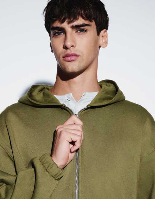 ASOS DESIGN sweat à capuche zippé coupe décontractée avec écusson tissé en kaki, 3 de 5