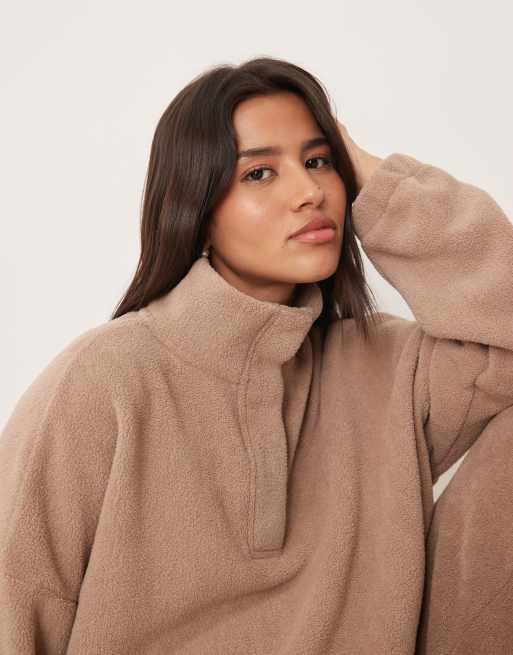 ASOS DESIGN - Sweat confort oversize en micropolaire avec col - Taupe, 4 de 4