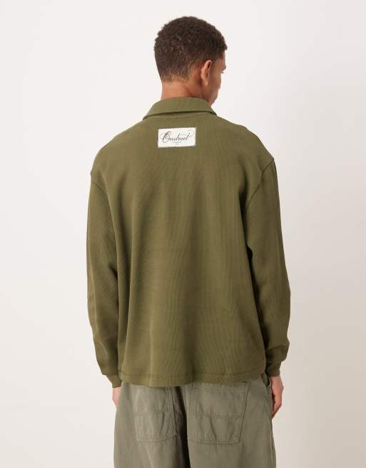 ASOS DESIGN - Sweat côtelé à col polo avec inscription et étiquette logo - Kaki, 3 de 5