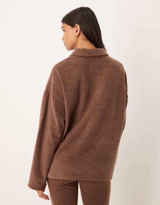 ASOS DESIGN - Sweat polaire léger à assortir avec col - Chocolat, 4 de 4