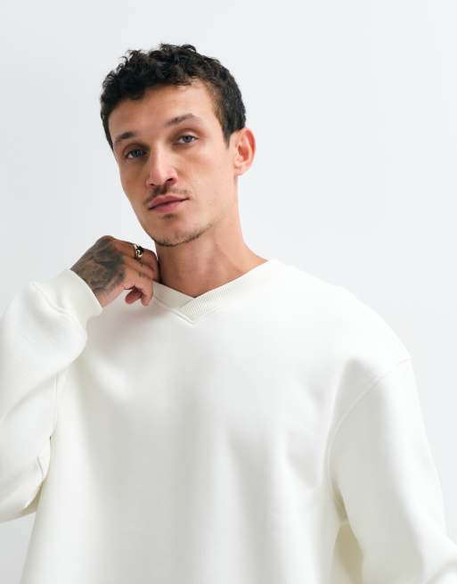 ASOS DESIGN sweat-shirt col V décontracté en tissu style scuba crème, 3 de 5