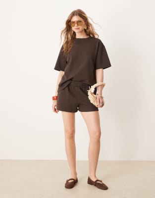 sweatshirt fabric shorts in chocolate - part of a set-Brown