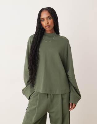 ASOS DESIGN - Sweatshirt in Khaki mit Waffelstruktur-Einsatz, Kombiteil-Grün
