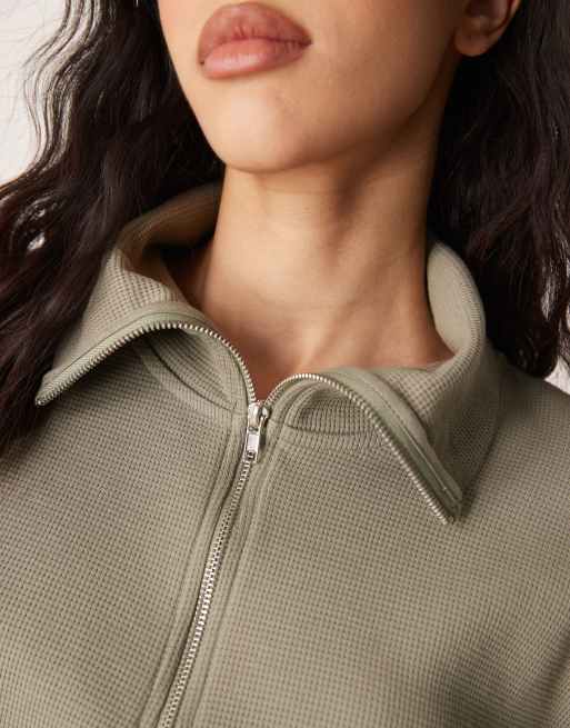 ASOS DESIGN – Sweatshirt in Minzgrün mit kurzem Reißverschluss und Waffelstruktur, 4 von 4