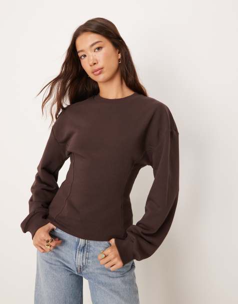 ASOS DESIGN – Sweatshirt in Schokobraun mit geraffter Taille und geripptem Einsatz - view 1