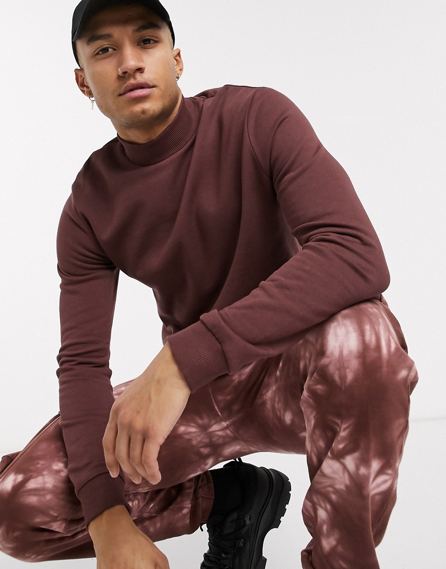 ASOS DESIGN - Sweatshirt met col in bruin