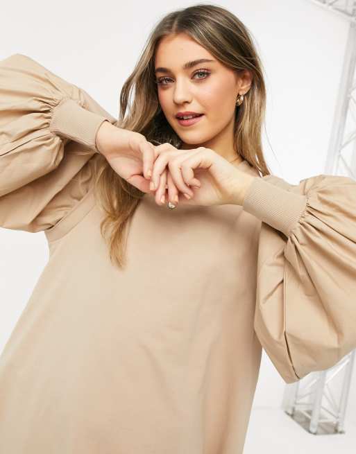 ASOS DESIGN - Sweatshirt-minikjole med pufærmer i kamel, 3 af 4