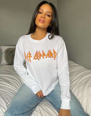 def leppard sweatshirt