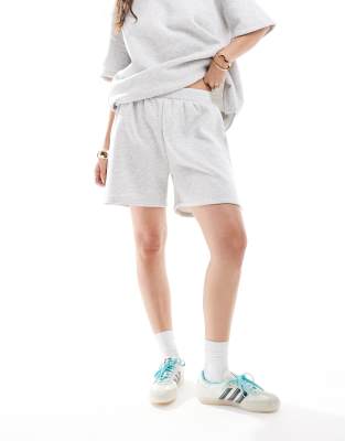 ASOS DESIGN - Sweatshorts in Grau meliert, Kombiteil