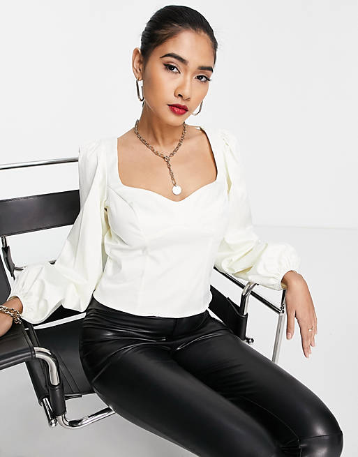 Tops Shirts & Blouses/sweetheart neck long sleeve top in cream 