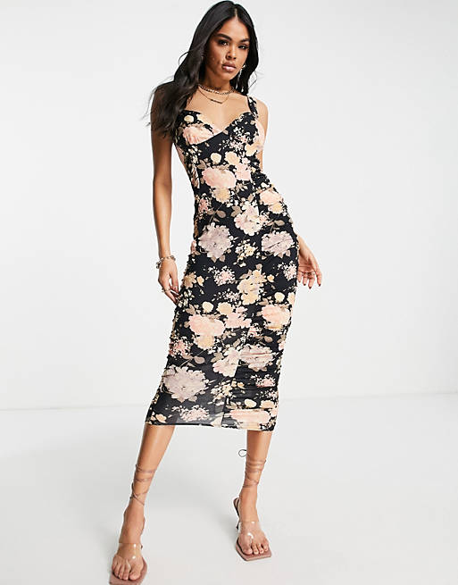 Women sweetheart ruched side midi dress in winter floral print 