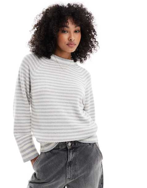 ASOS DESIGN knitted crew neck jumper with raglan sleeve in grey stripe