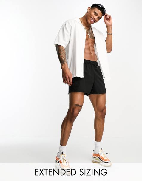 https://images.asos-media.com/products/asos-design-swim-shorts-in-short-length-with-cargo-pockets-in-black/204325954-1-black/?$n_480w$&wid=476&fit=constrain