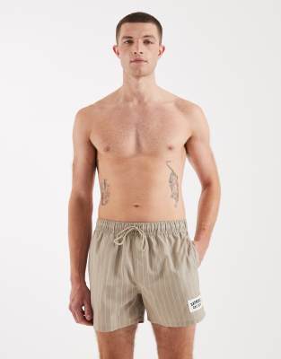ASOS beige 5790₽