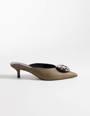 ASOS DESIGN - Swirl - Mules in Olivgrün mit mittelhohem Absatz und Verzierung