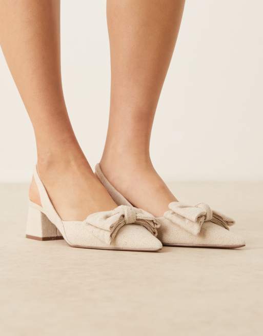 ASOS DESIGN – Symphony – Buty na średnim obcasie z paskiem za piętą i kokardką w neutralnym kolorze