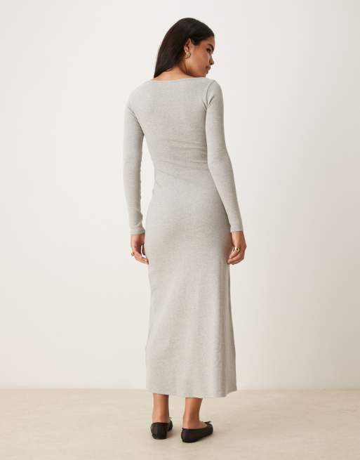 ASOS DESIGN – Szara prążkowana sukienka maxi z kwadratowym dekoltem, 3 z 4