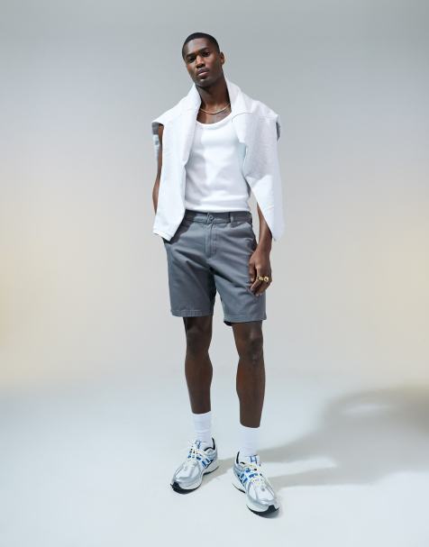 ASOS DESIGN – Szare dopasowane szorty chinosy ze stretchem - view 1