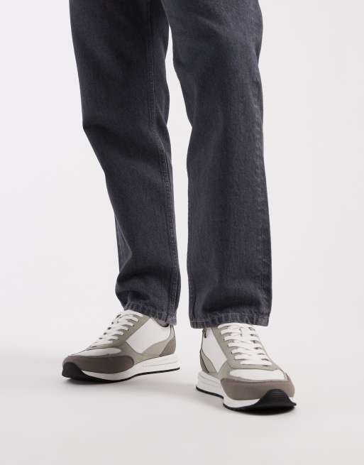 ASOS DESIGN – Szaro-białe sznurowane buty sportowe ze wstawkami, 3 z 5