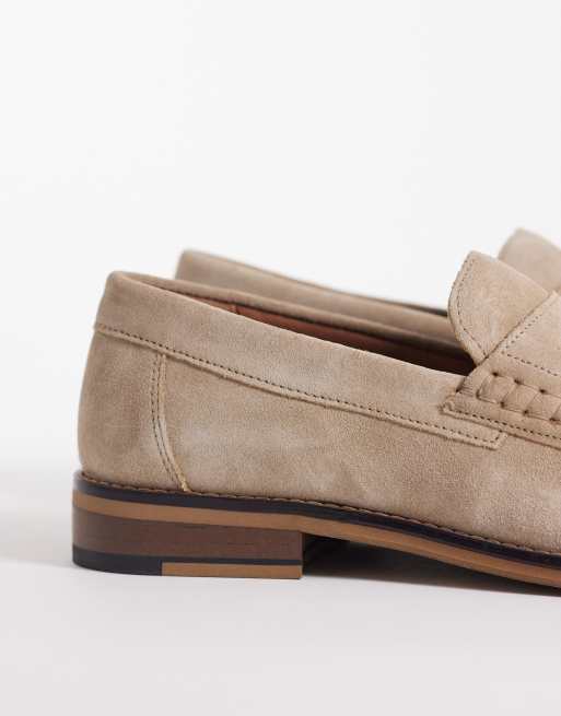 ASOS DESIGN – Szarobeżowe zamszowe loafersy penny, 3 z 4