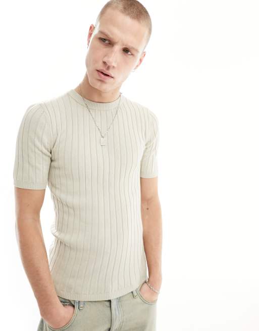 ASOS DESIGN – Szarobeżowy prążkowany dzianinowy T-shirt o kroju podkreślającym sylwetkę