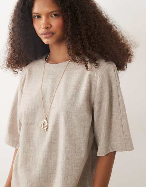 ASOS DESIGN – Szarobeżowy T-shirt oversize o krzyżowym splocie, 2 z 4