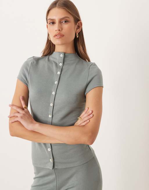 ASOS DESIGN – Szary kardigan ze zwartego grubego materiału z krótkimi rękawami i zapięciem na guziki, część zestawu