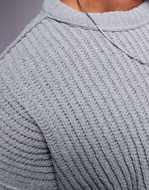 ASOS DESIGN – Szary luźny prążkowany sweter szenilowy z okrągłym dekoltem, 2 z 4