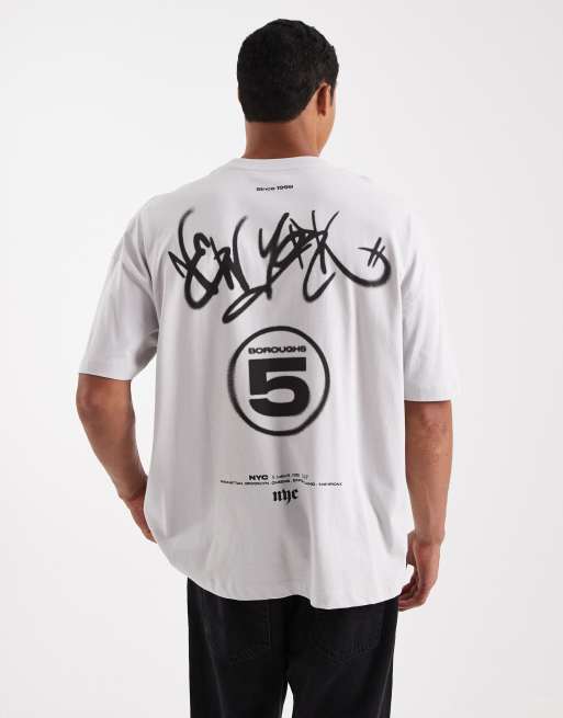 ASOS DESIGN – Szary luźny T-shirt z obniżoną linią ramion i wypukłą grafiką w ulicznym stylu